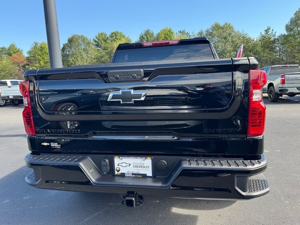 New 2026 Chevrolet Silverado 1500 Custom Truck