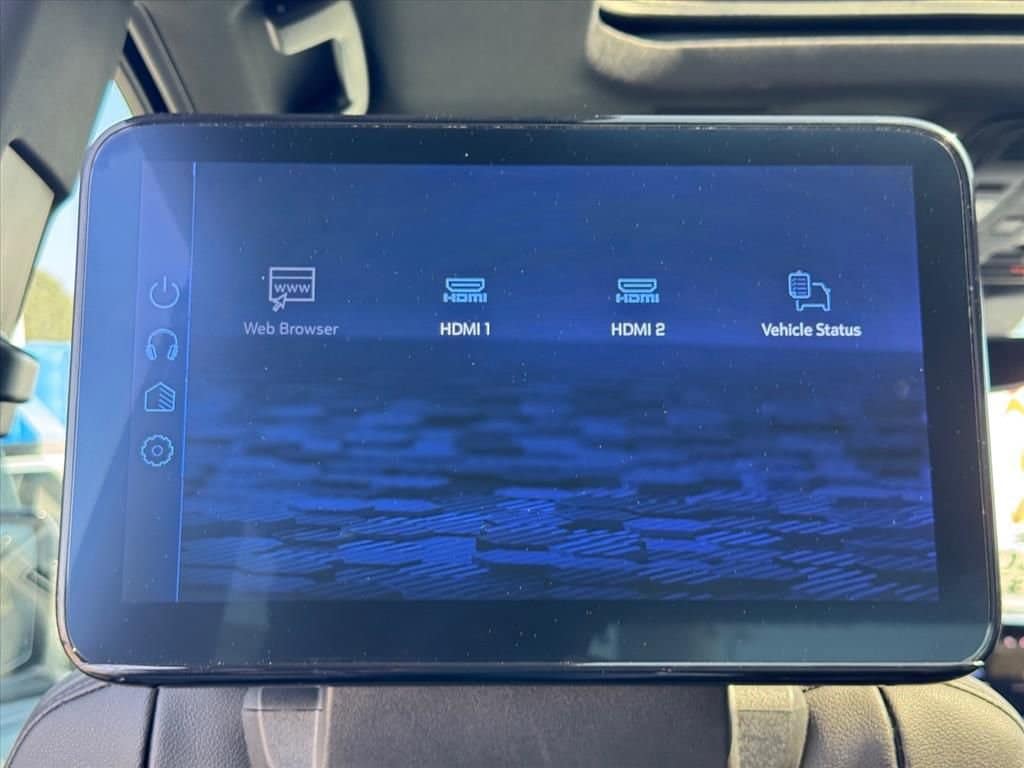 2025 Chevrolet Tahoe Premier - Photo 11