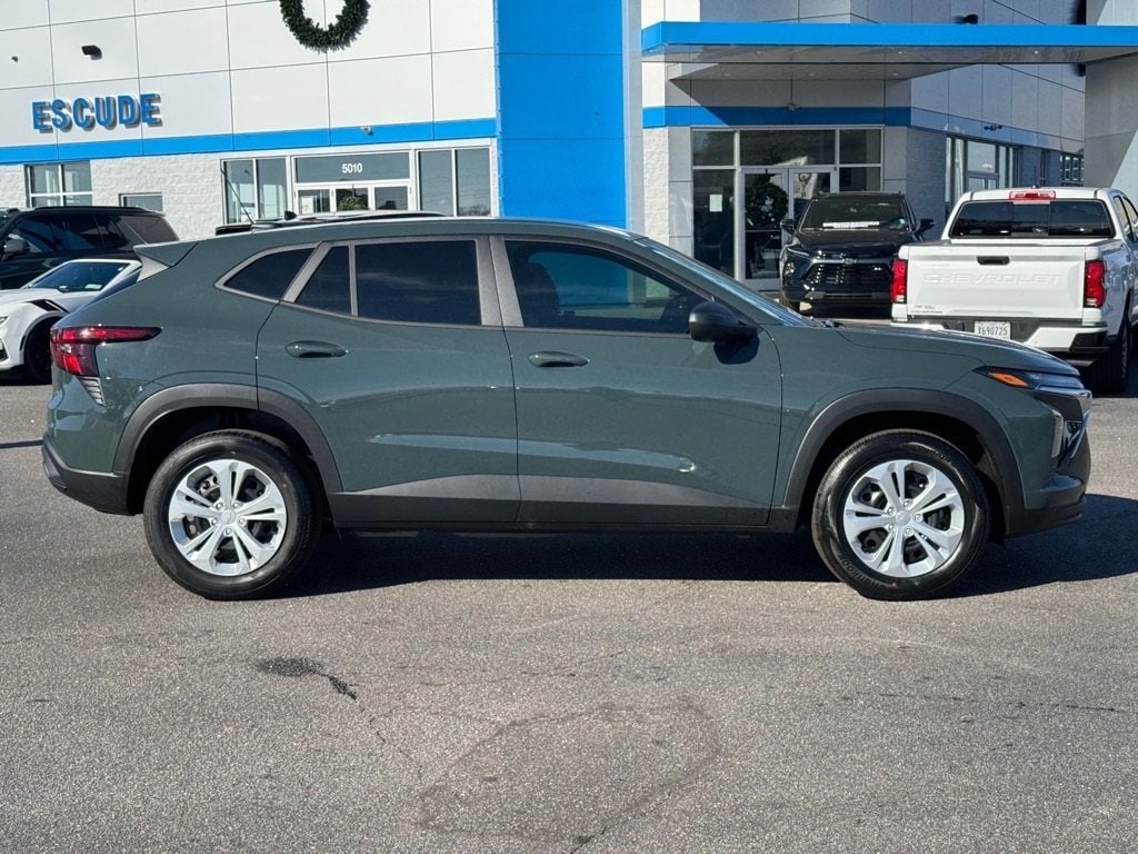 New 2026 Chevrolet Trax LS SUV