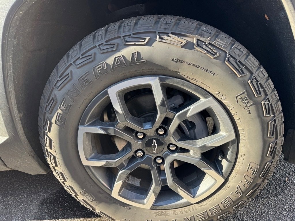 Used 2026 Chevrolet Equinox Activ SUV