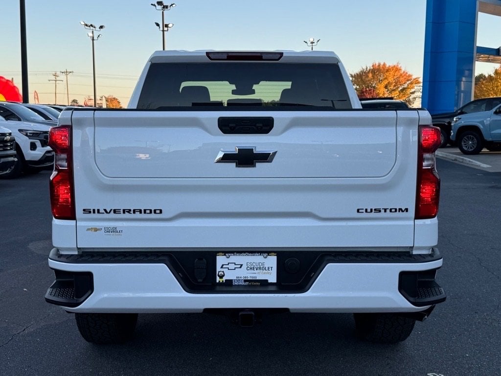 New 2026 Chevrolet Silverado 1500 Custom Truck