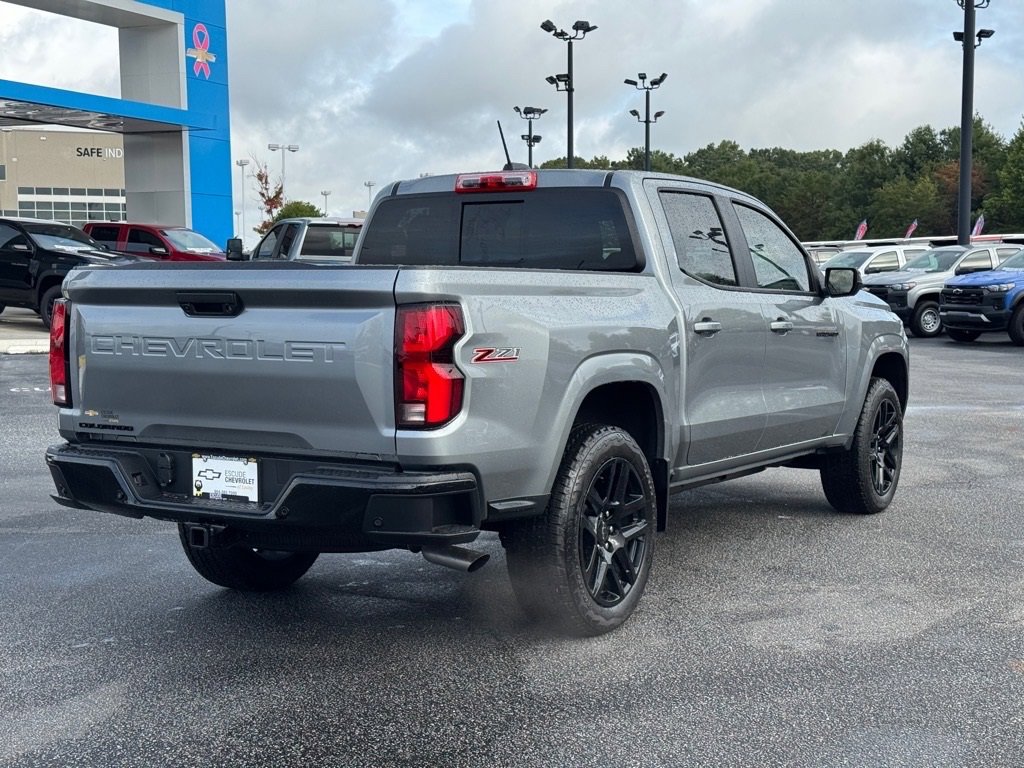 2025 Chevrolet Colorado Z71 photo 3