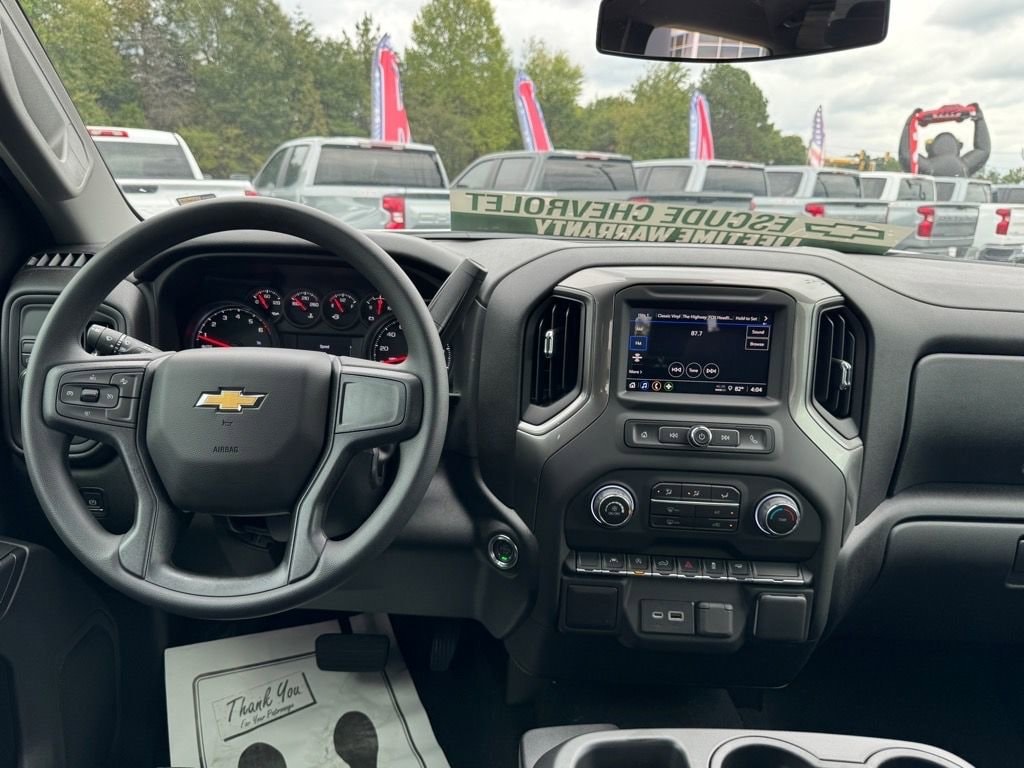 2026 Chevrolet Silverado 1500 Custom - Photo 14