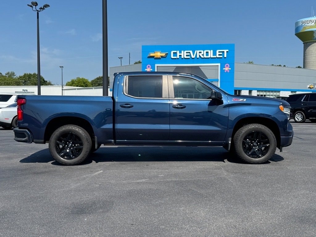 Used 2023 Chevrolet Silverado 1500 RST with VIN 2GCUDEEDXP1135810 for sale in Easley, SC