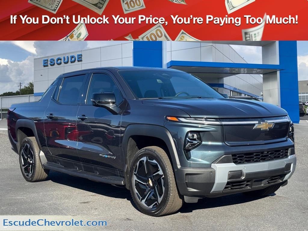 2026 Chevrolet Silverado EV LT's photo