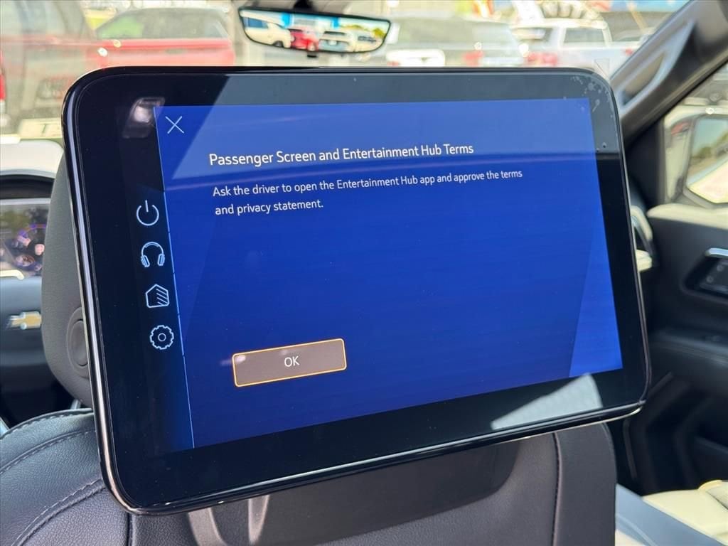 2025 Chevrolet Suburban Premier - Photo 12