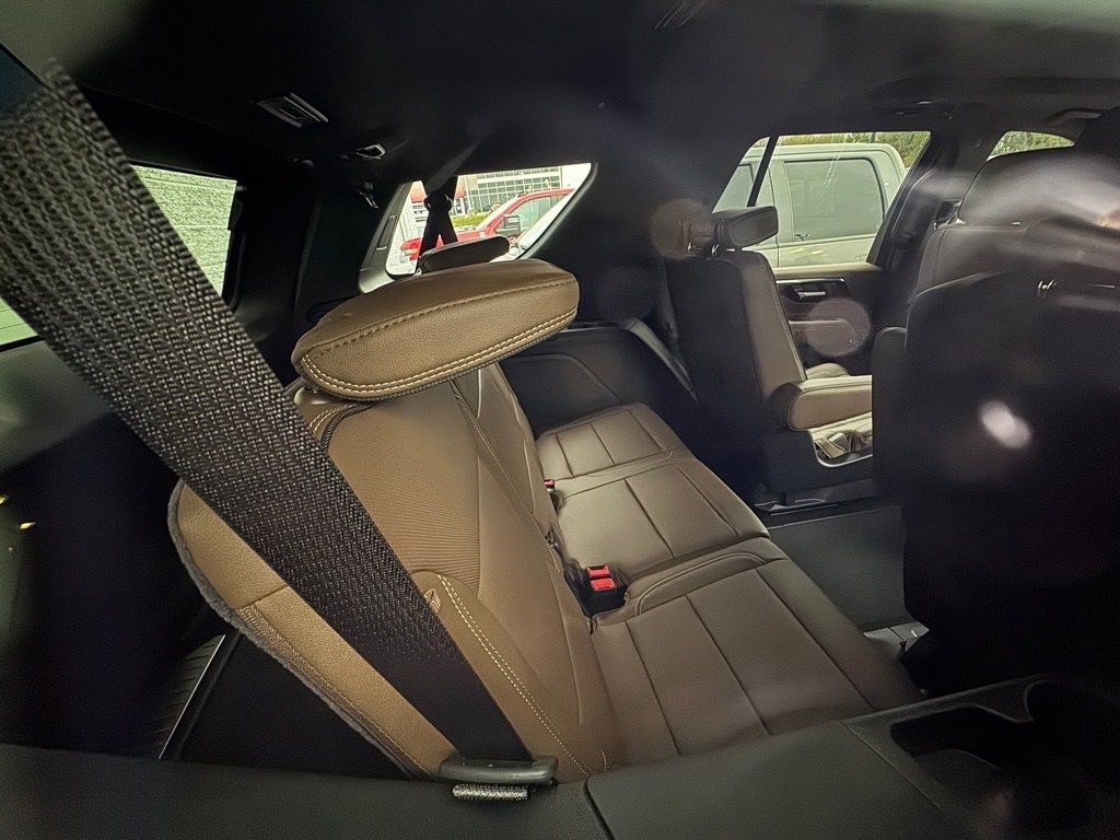 2026 Chevrolet Tahoe High Country photo 2