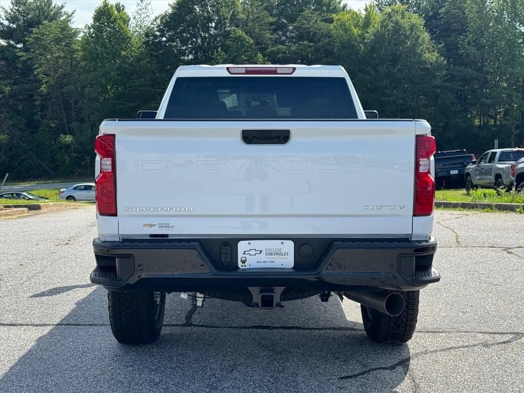2026 Chevrolet Silverado 2500 HD Custom - Photo 4