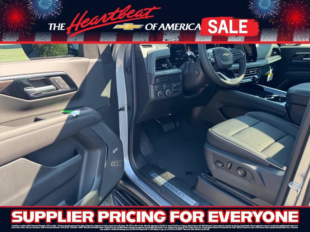 2026 Chevrolet Suburban Premier - Photo 15