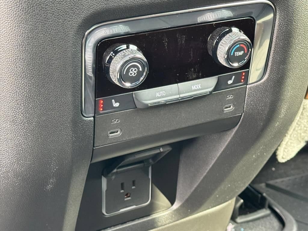 2026 Chevrolet Tahoe High Country - Photo 11