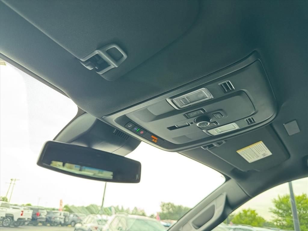 2025 Chevrolet Tahoe Premier - Photo 25