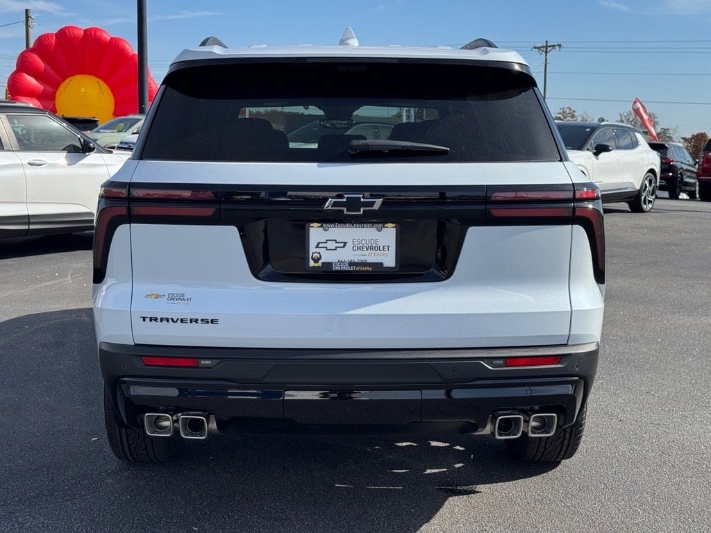 New 2026 Chevrolet Traverse LT SUV