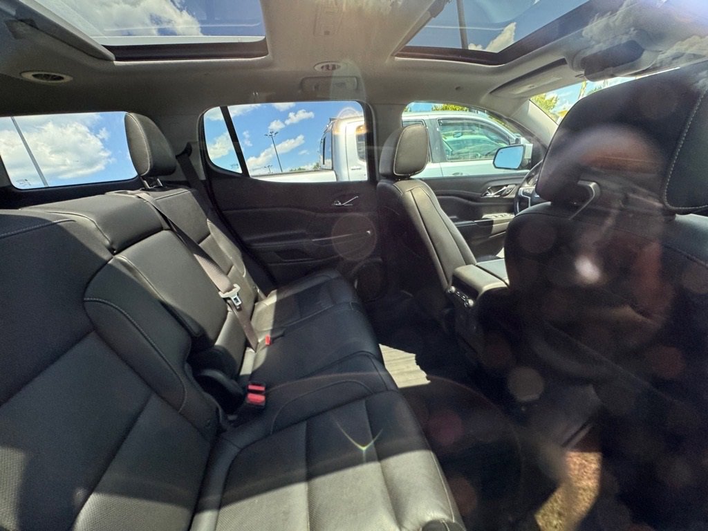 2019 Gmc Acadia SLT photo 3
