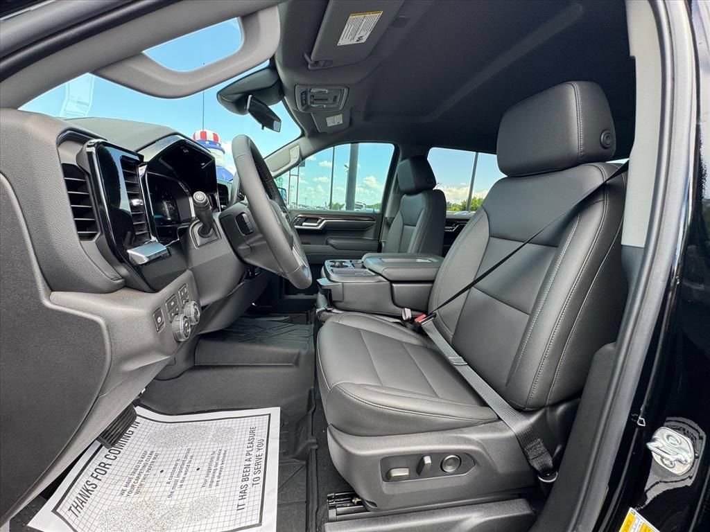 2026 Chevrolet Silverado 1500 LT - Photo 14