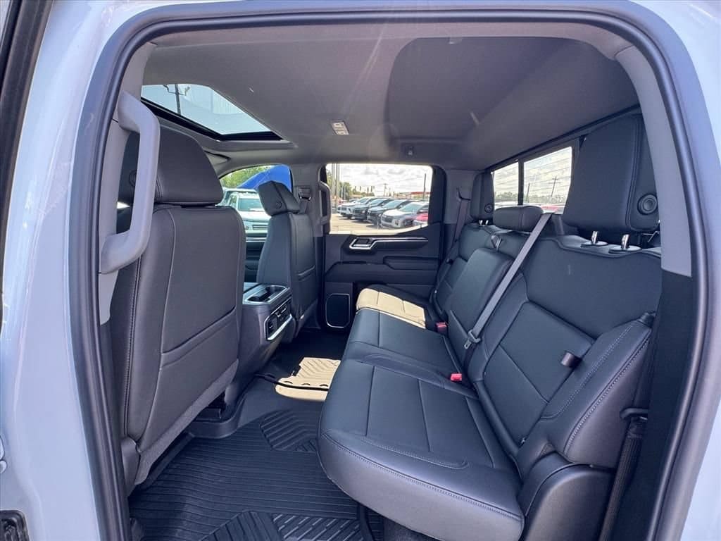 2026 Chevrolet Silverado 1500 LTZ - Photo 9