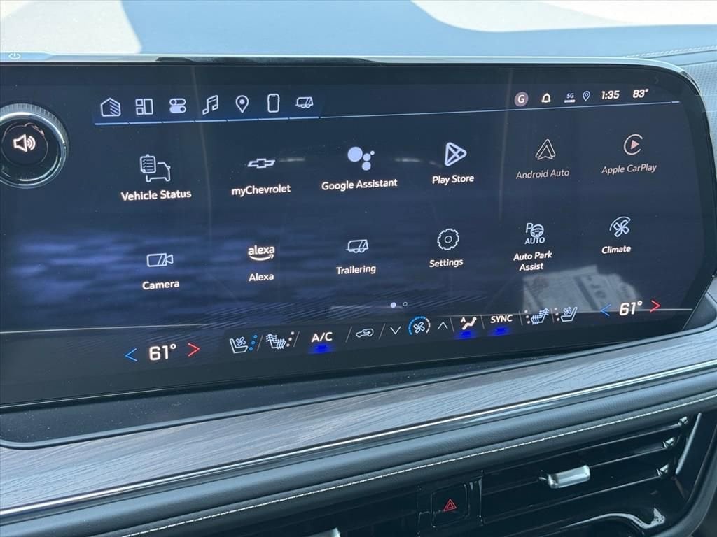 2025 Chevrolet Suburban Premier - Photo 23