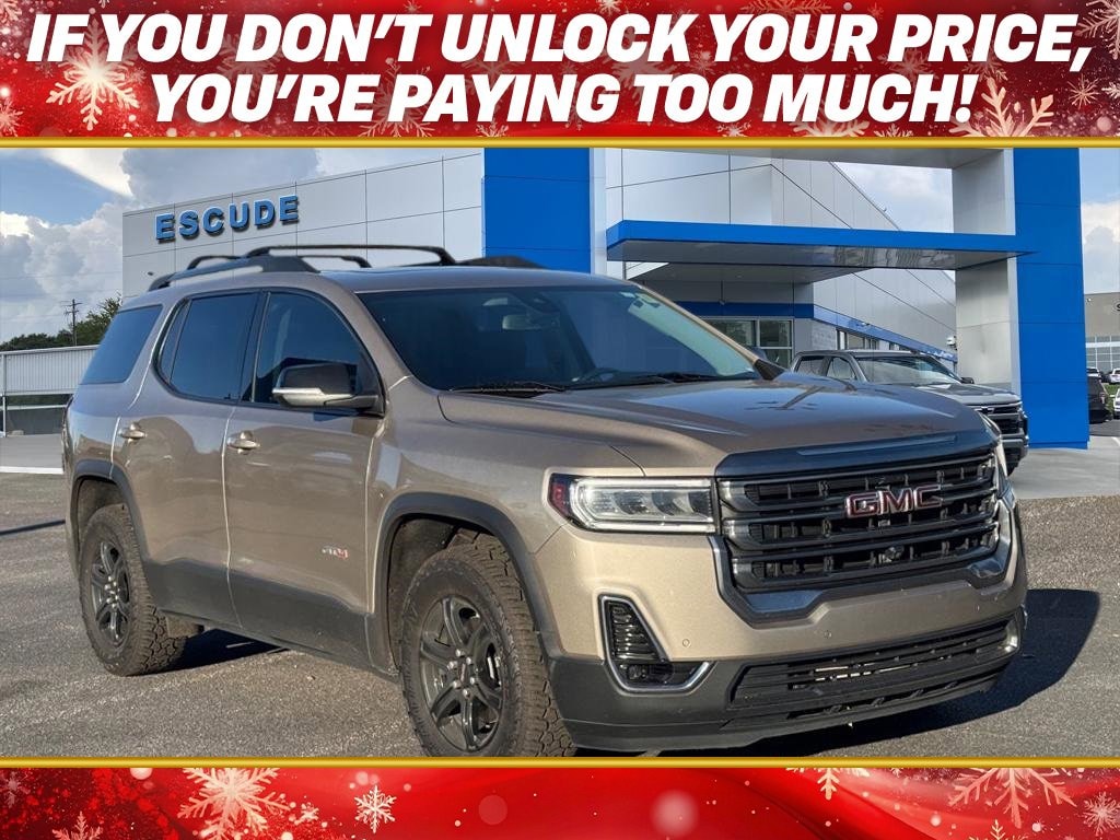 2022 GMC Acadia AT4's photo