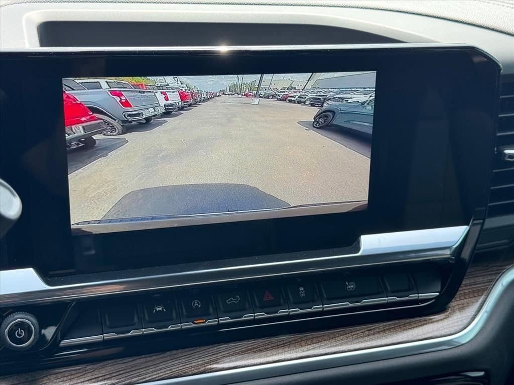 2025 Chevrolet Silverado 1500 LT - Photo 19