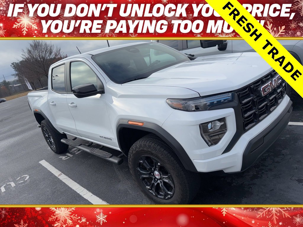 2023 GMC Canyon Elevation's photo