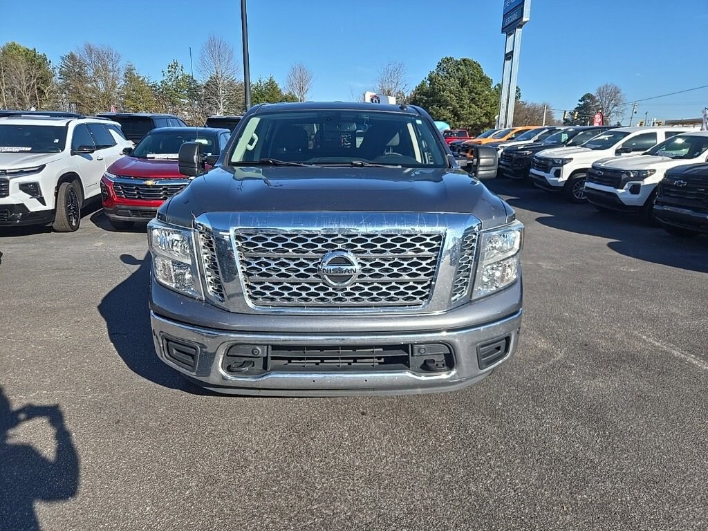 Used 2019 Nissan Titan SV