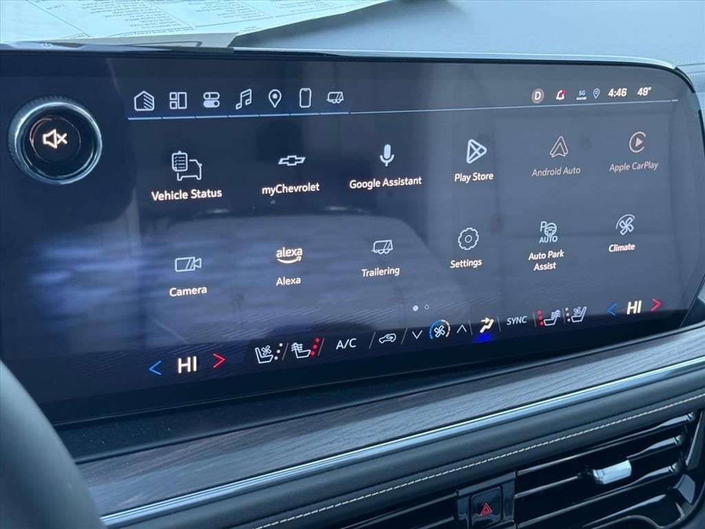 2025 Chevrolet Suburban Premier - Photo 20