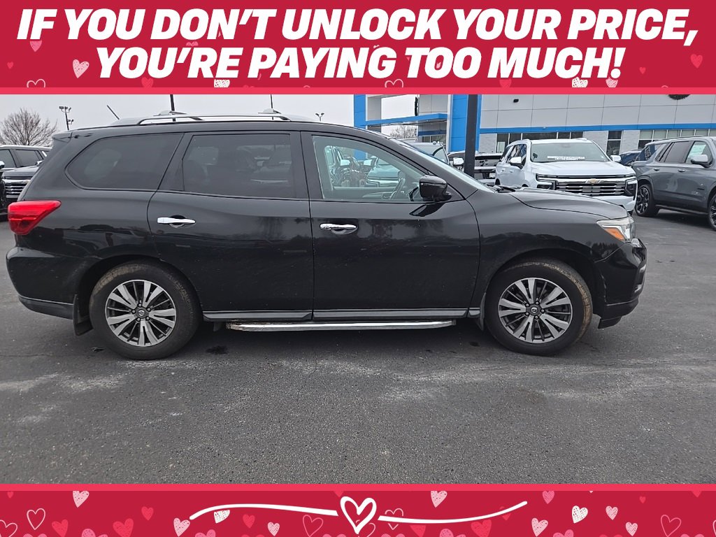 2017 Nissan Pathfinder SL