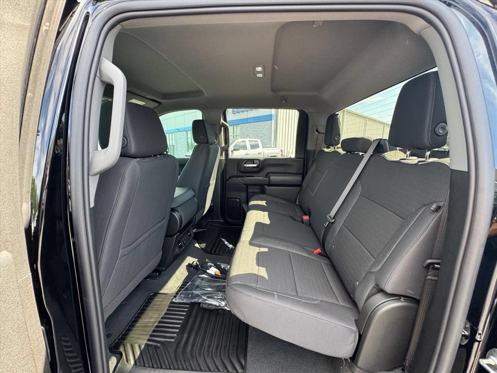 2026 Chevrolet Silverado 2500 HD Custom - Photo 9