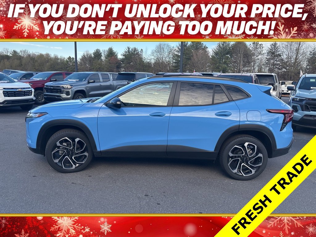 2024 Chevrolet Trax RS's photo