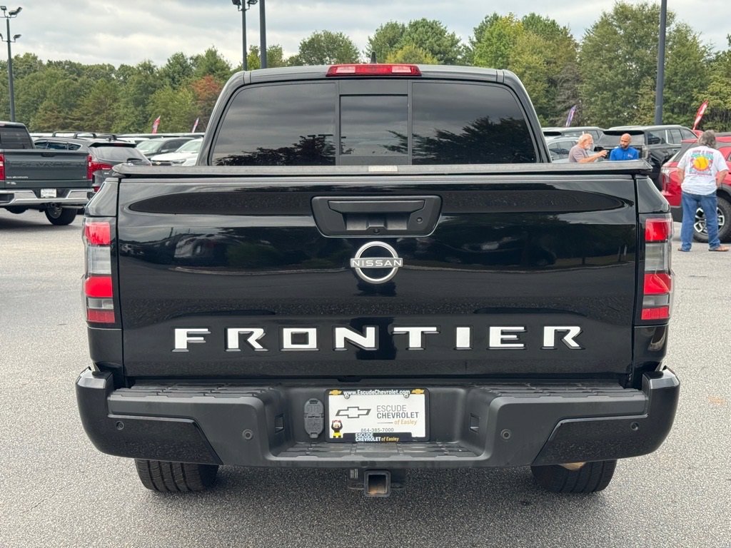 2022 Nissan Frontier SV photo 4