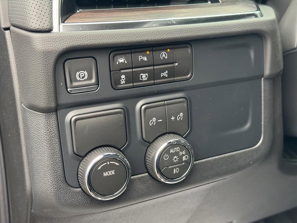 2026 Chevrolet Tahoe Premier - Photo 15