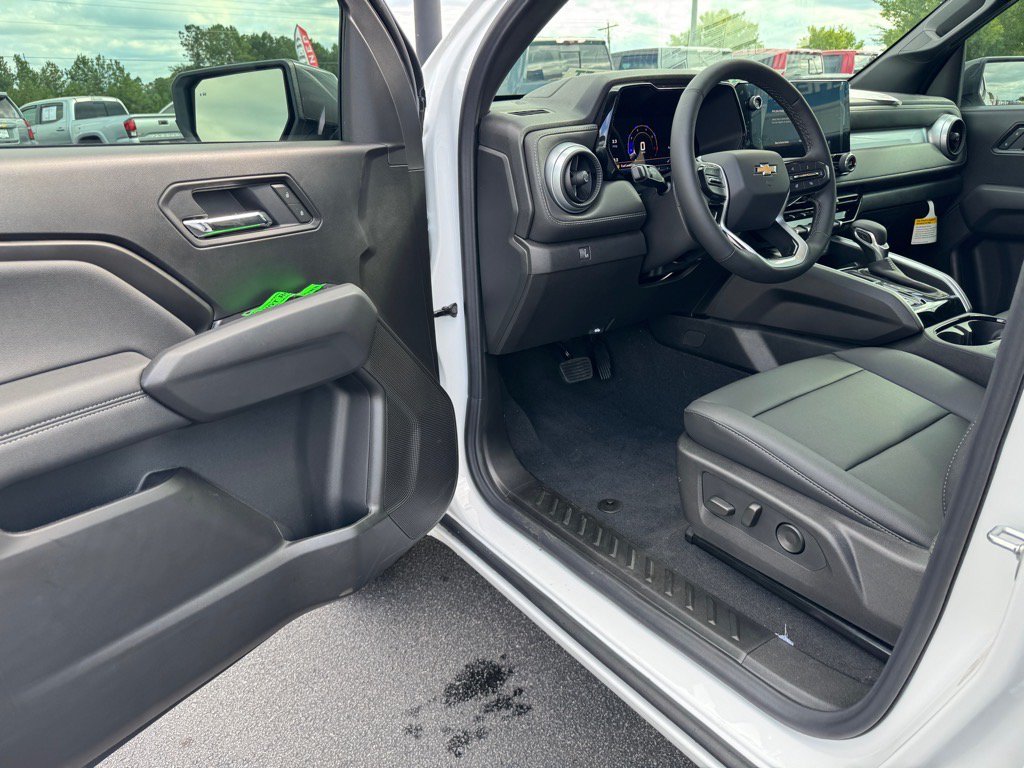 2026 Chevrolet Colorado LT - Photo 12