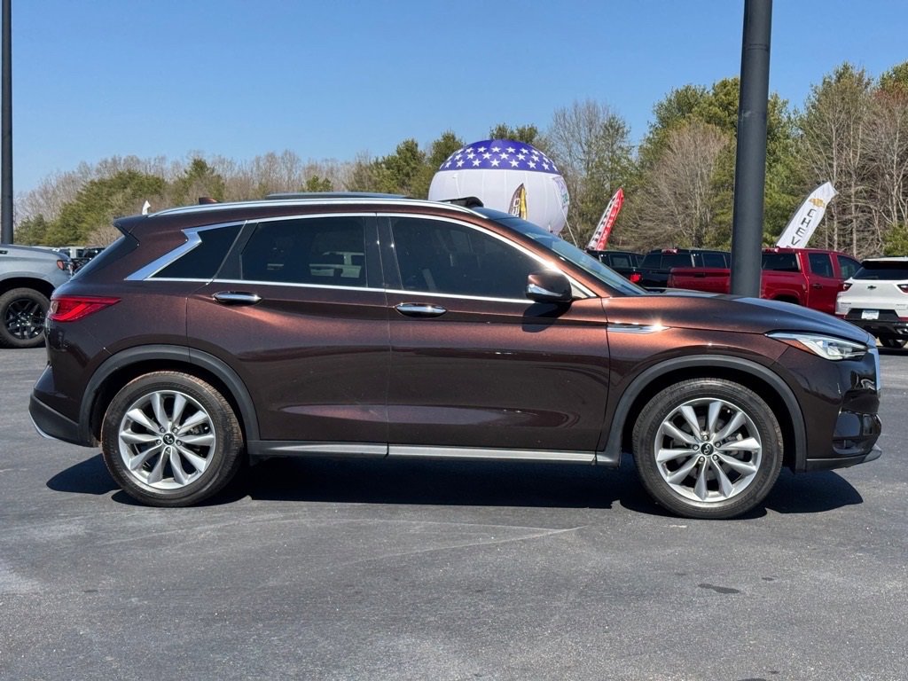 2020 Infiniti QX50 PURE photo 2