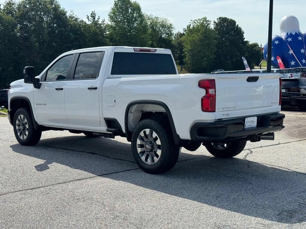 2026 Chevrolet Silverado 2500 HD Custom - Photo 5