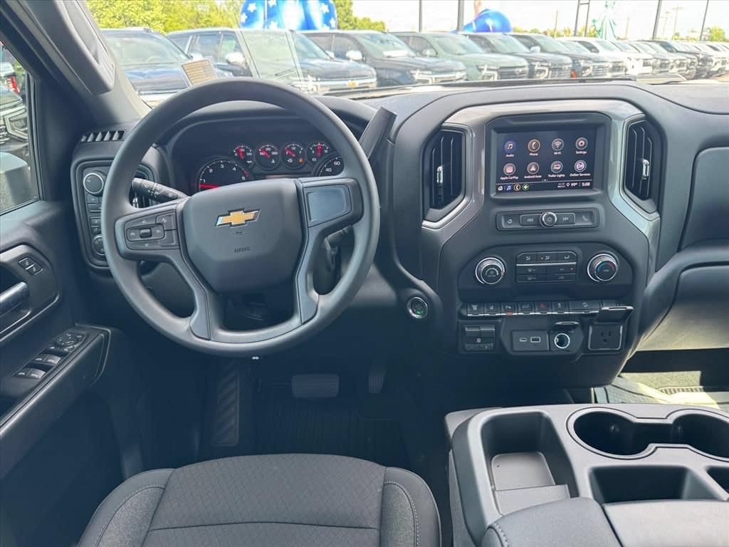 2026 Chevrolet Silverado 2500 HD Custom - Photo 10