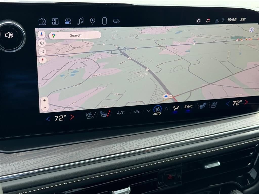 2025 Chevrolet Suburban Premier - Photo 21