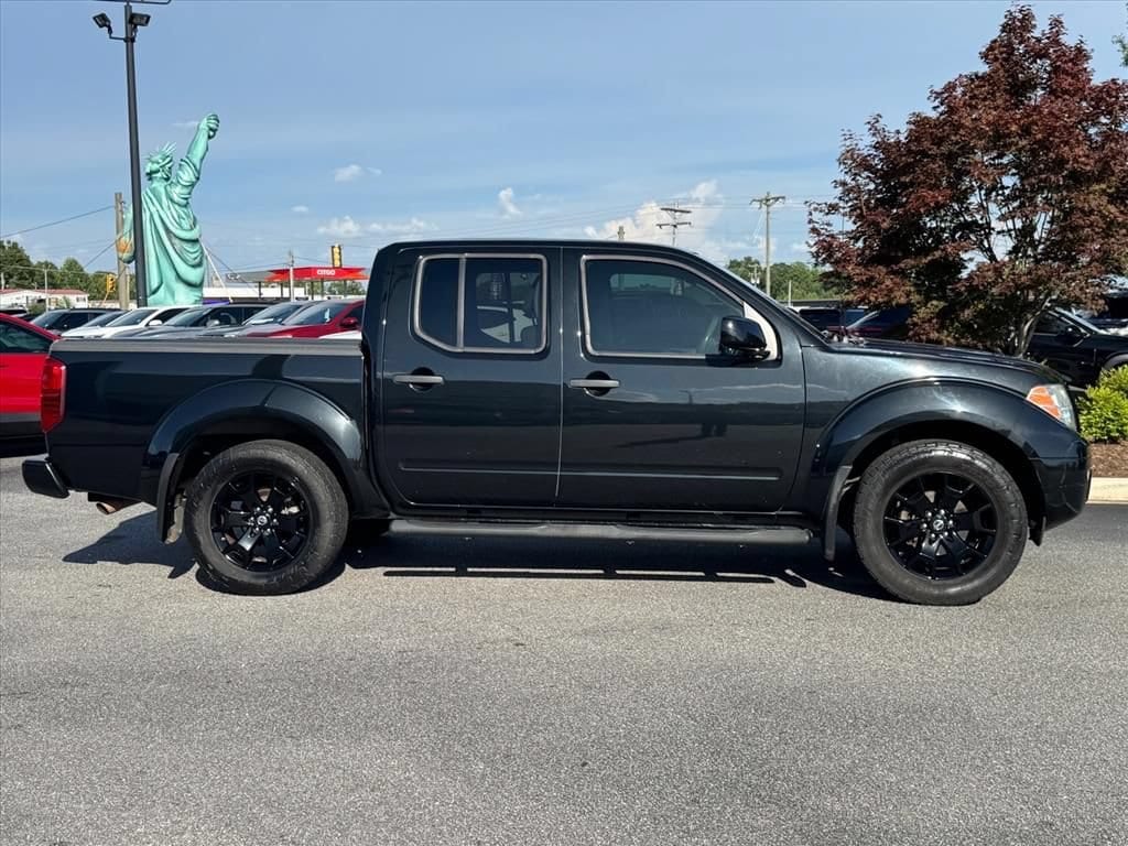Used 2019 Nissan Frontier SV with VIN 1N6AD0ER8KN748028 for sale in Easley, SC