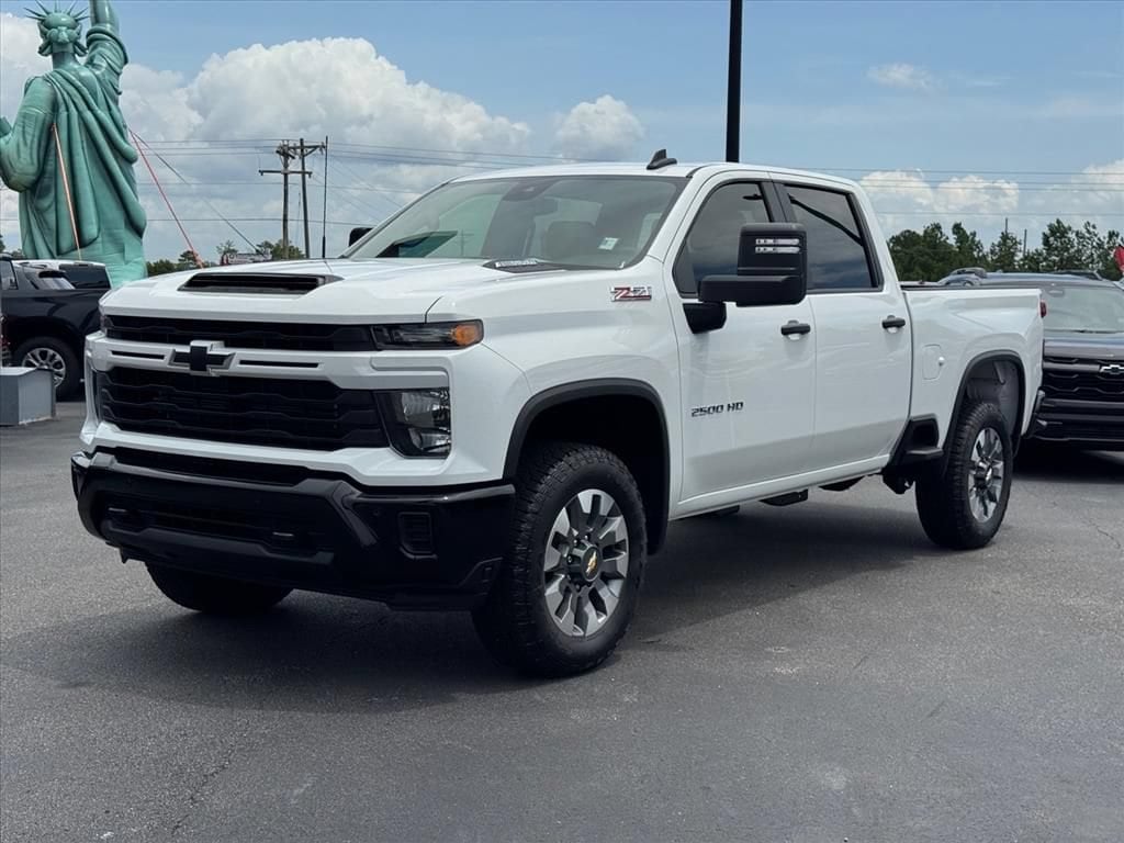 2026 Chevrolet Silverado 2500 HD Custom - Photo 6