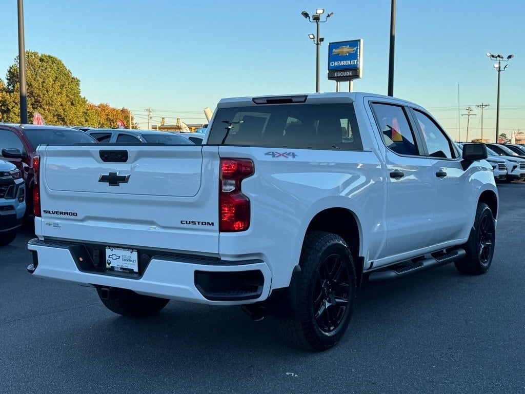 New 2026 Chevrolet Silverado 1500 Custom Truck