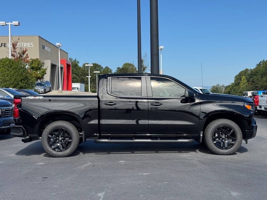New 2026 Chevrolet Silverado 1500 Custom Truck