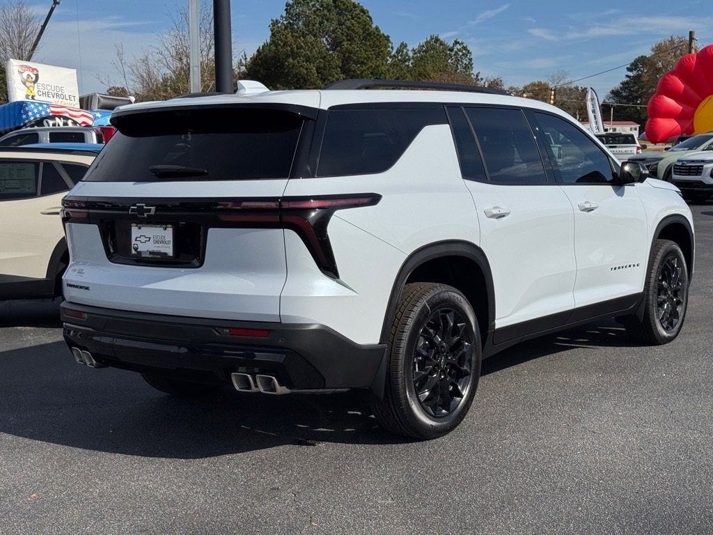 New 2026 Chevrolet Traverse LT SUV