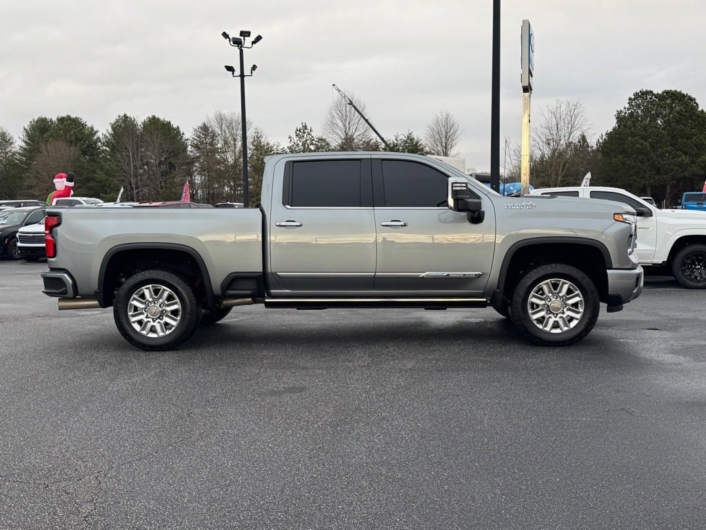 Used 2025 Chevrolet Silverado 3500 HD High Country Truck