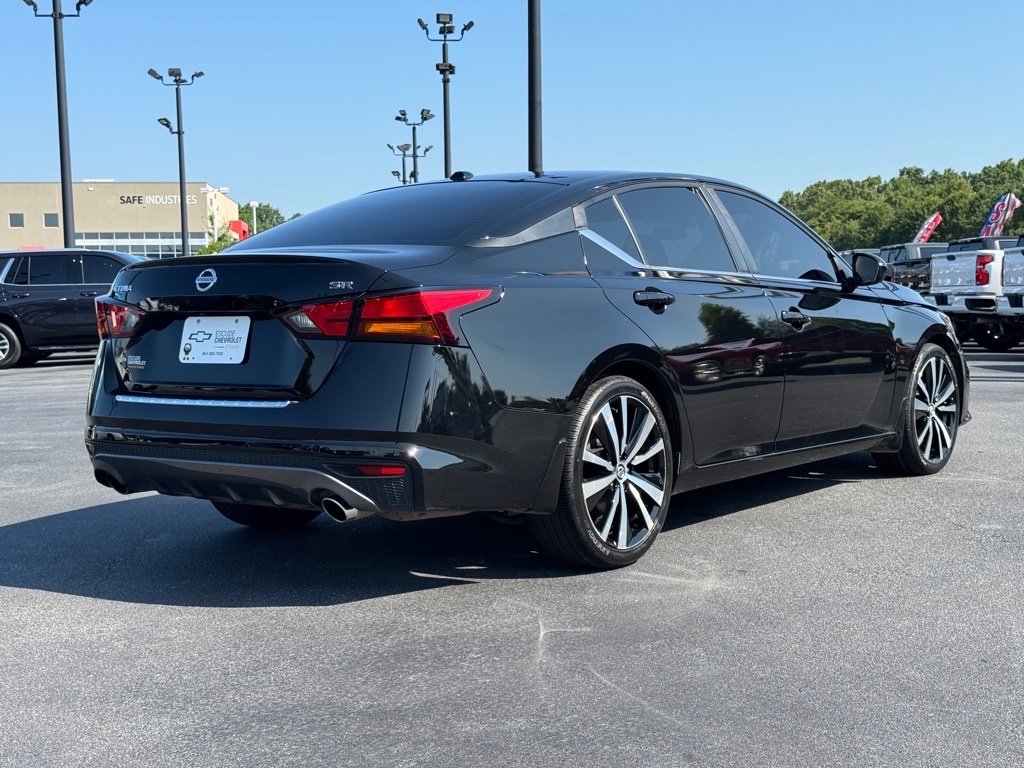2021 Nissan Altima 2.5 SR photo 3