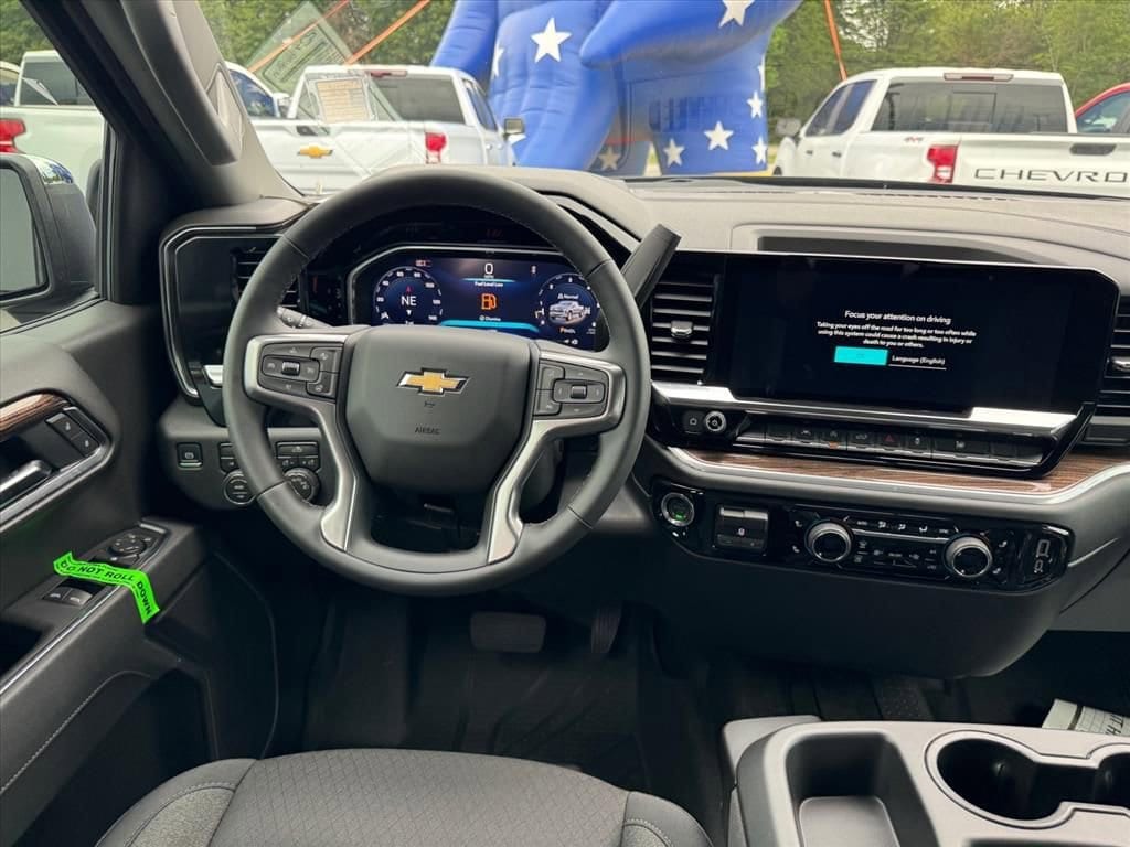 2026 Chevrolet Silverado 1500 LT - Photo 10