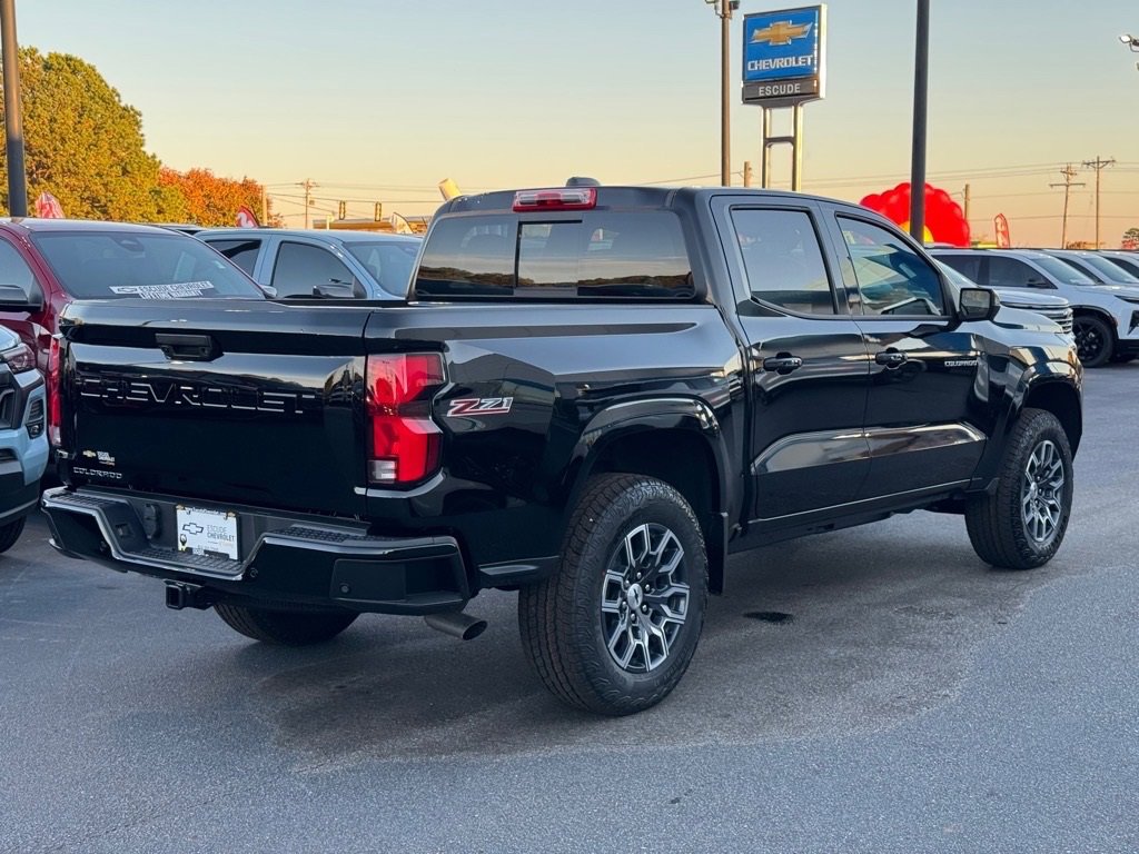 2026 Chevrolet Colorado Z71 photo 3