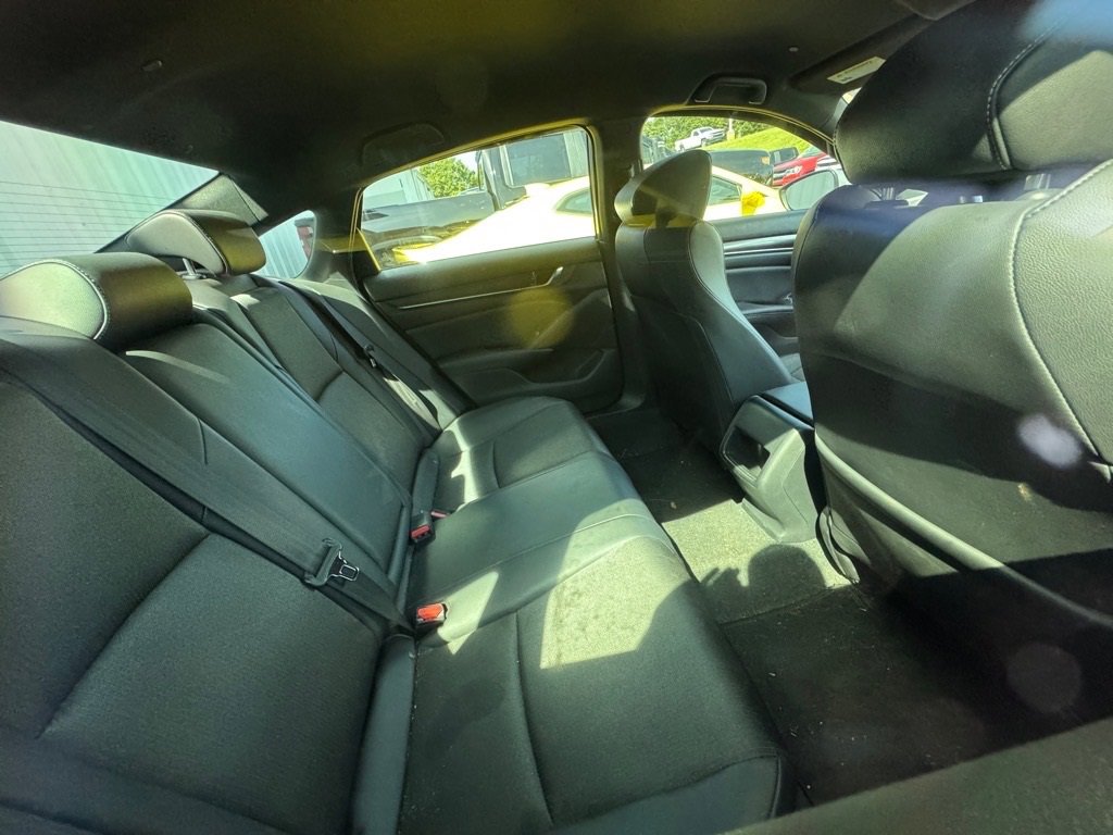 2020 Honda Accord Sport photo 4
