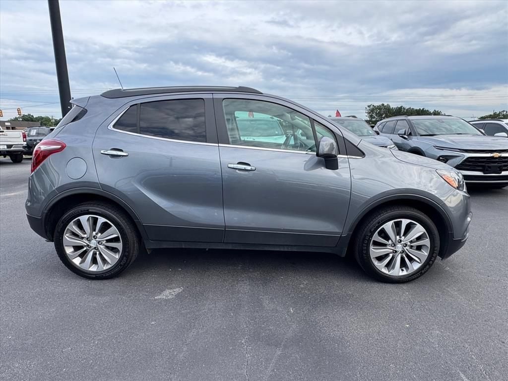 Used 2020 Buick Encore Preferred with VIN KL4CJASB2LB005556 for sale in Easley, SC