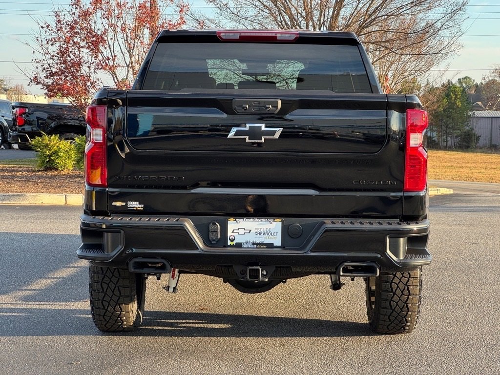 2026 Chevrolet Silverado 1500 Custom Trail Boss photo 3