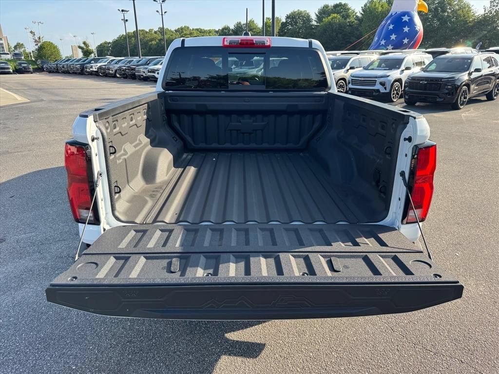 2025 Chevrolet Colorado Z71 - Photo 7