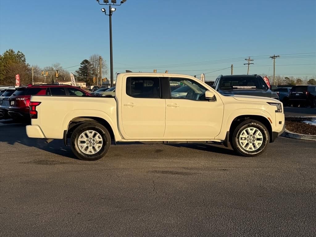 Used 2023 Nissan Frontier SV