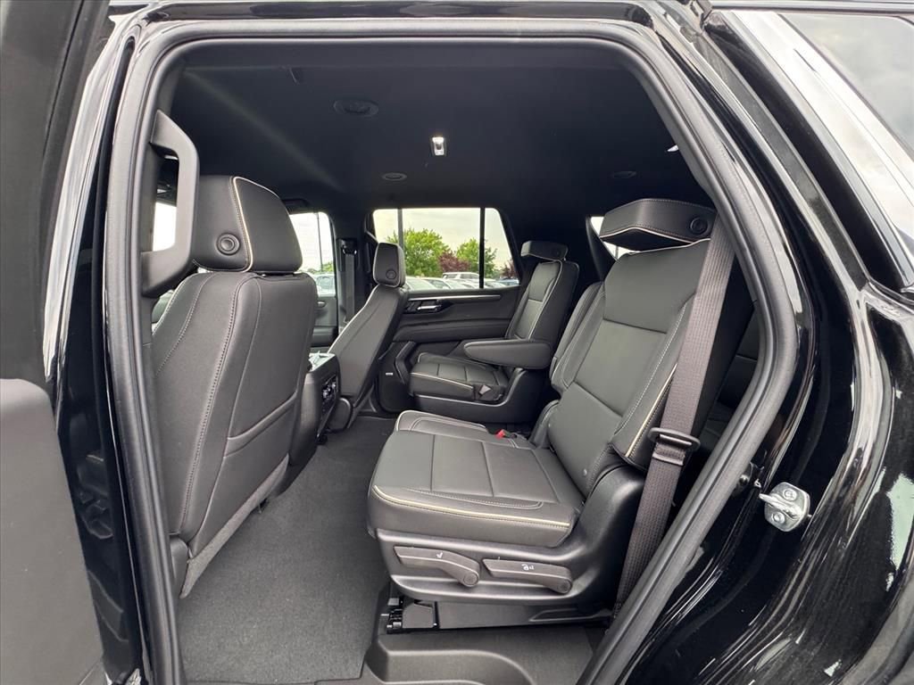 2025 Chevrolet Tahoe Premier - Photo 10